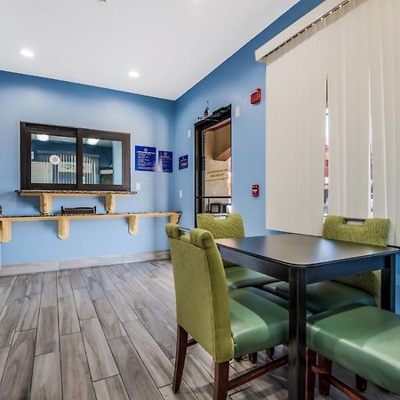 Scottish Inns & Suites Iah Airport-Beltway 8 Aldine Exterior photo